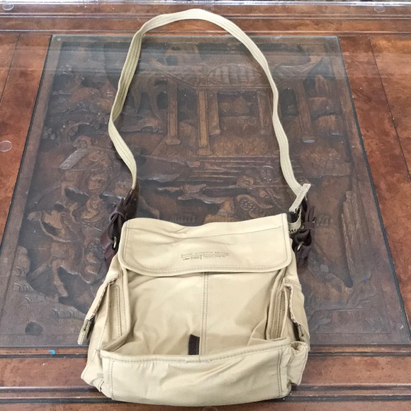 Fossil Authentic Brand purse - Picture 2 of 8